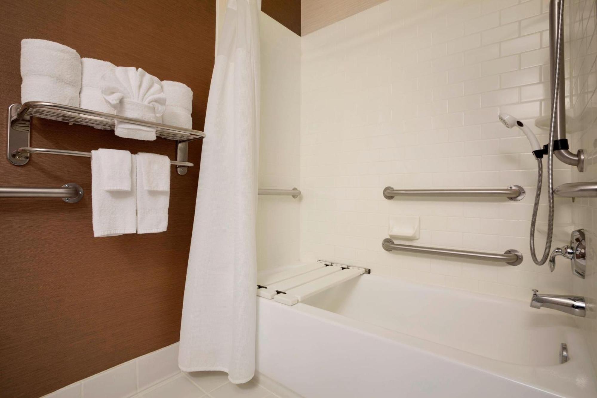 Fairfield Inn & Suites Fort Worth University Drive Dış mekan fotoğraf